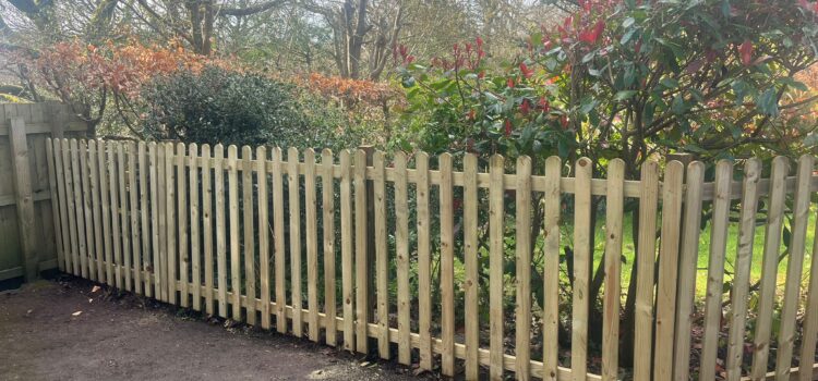 New picket fence installation in Hengoed