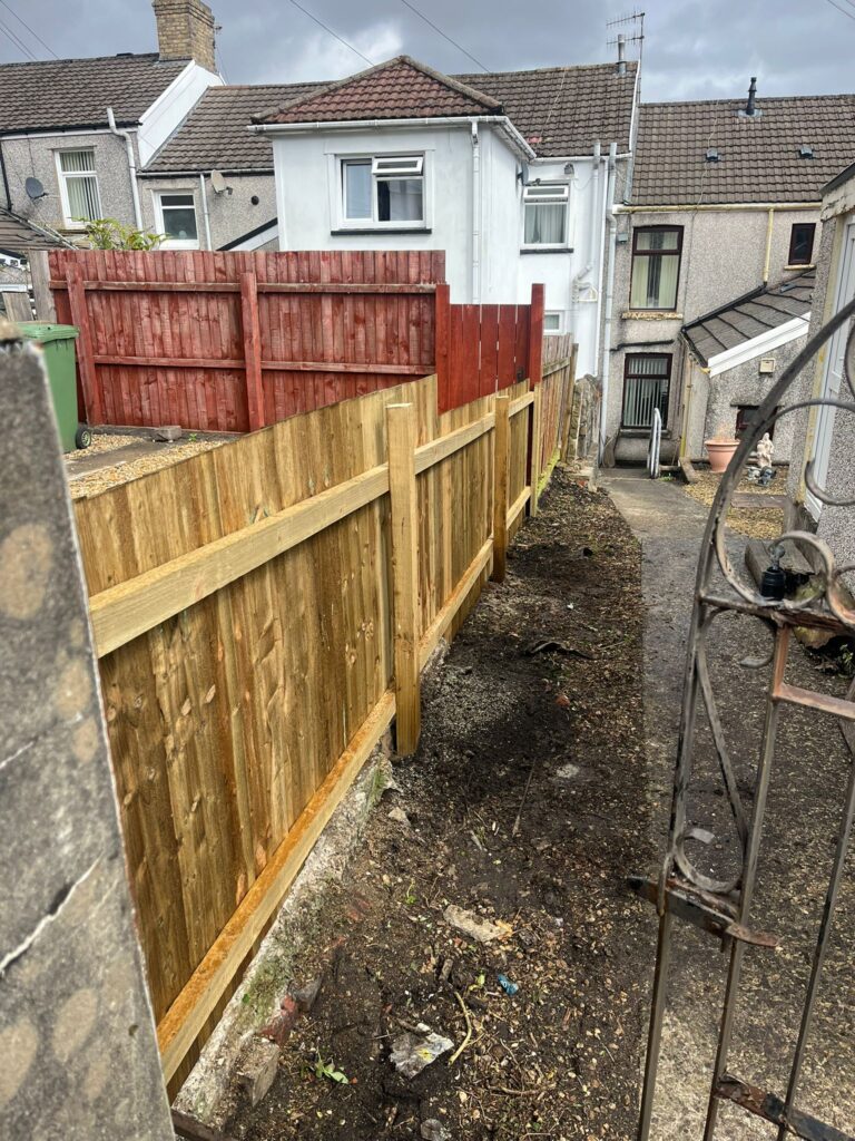 Hedge removed fence erected in Pontypool